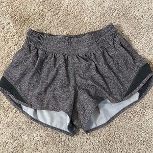 Lulu lemon shorts 2in